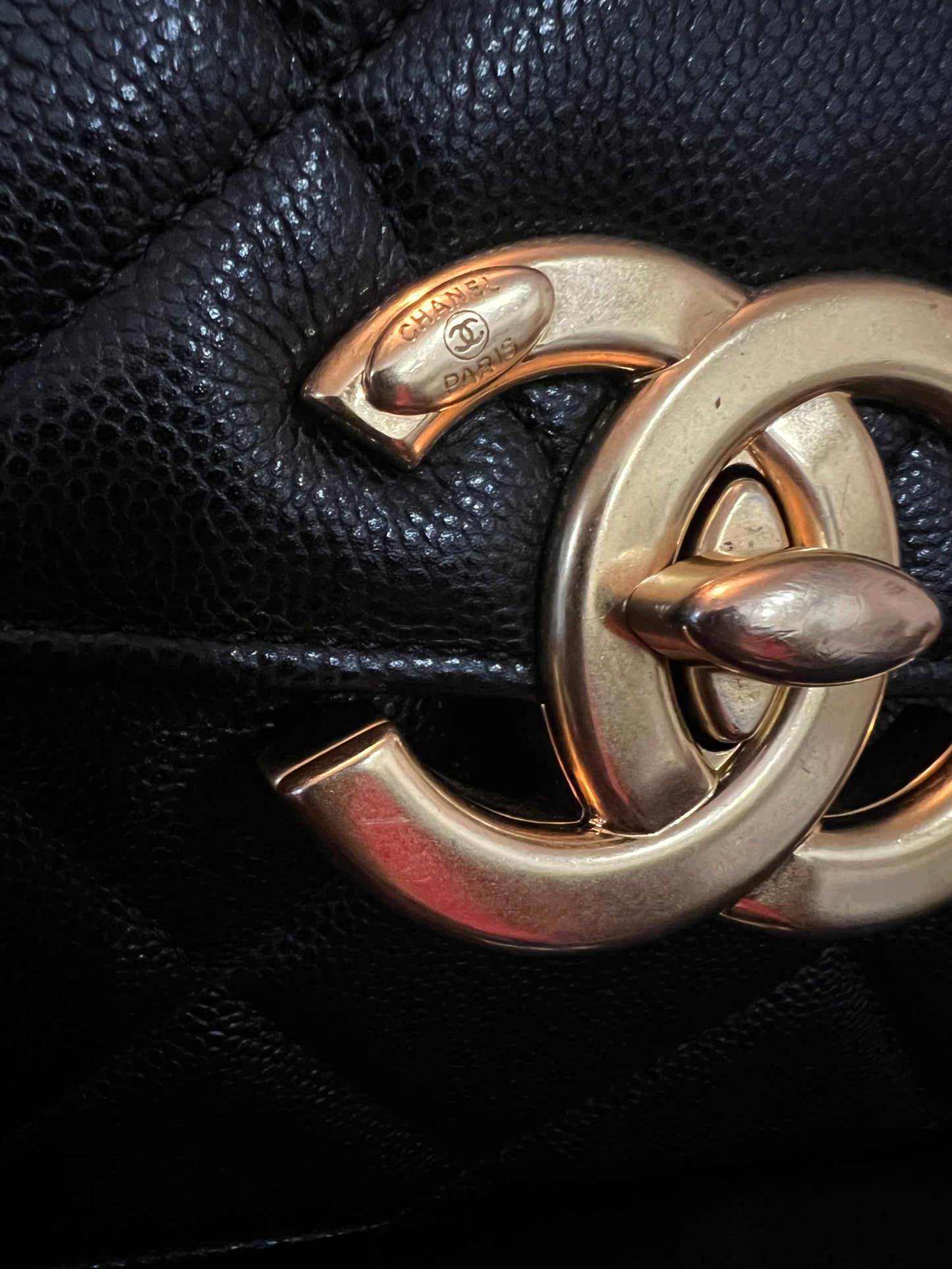 Chanel 2024 Quilted Caviar Large Single Flap