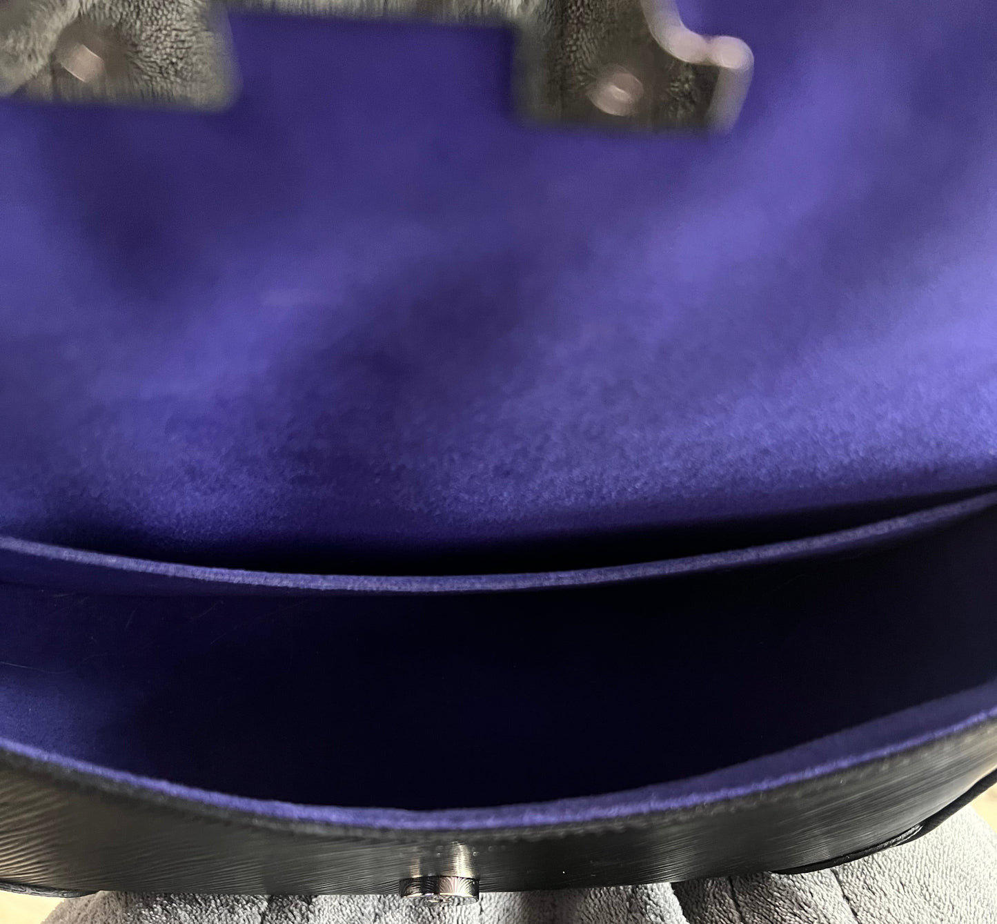 Louis Vuitton Buci Shoulder Bag